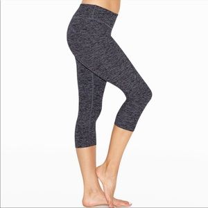 Beyond Yoga Cropped Space Dye Leggings